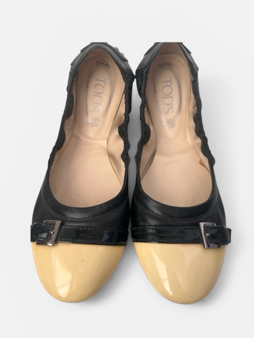 Tod's Black and Cream Two-Tone Leather Ballet Flats with Buckle Size 38 / US 8